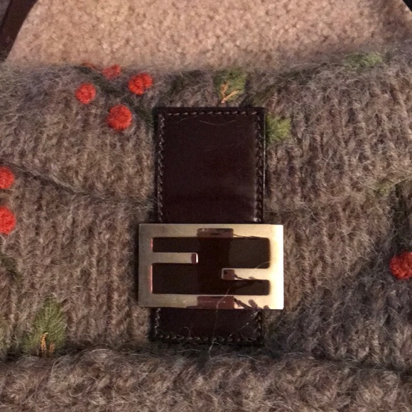 FENDI wool ZUCCA embroidered Baguette - Picture 2 of 8